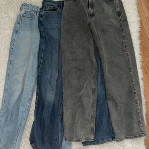 Hollister Ultra High-Rise Baggy Jeans